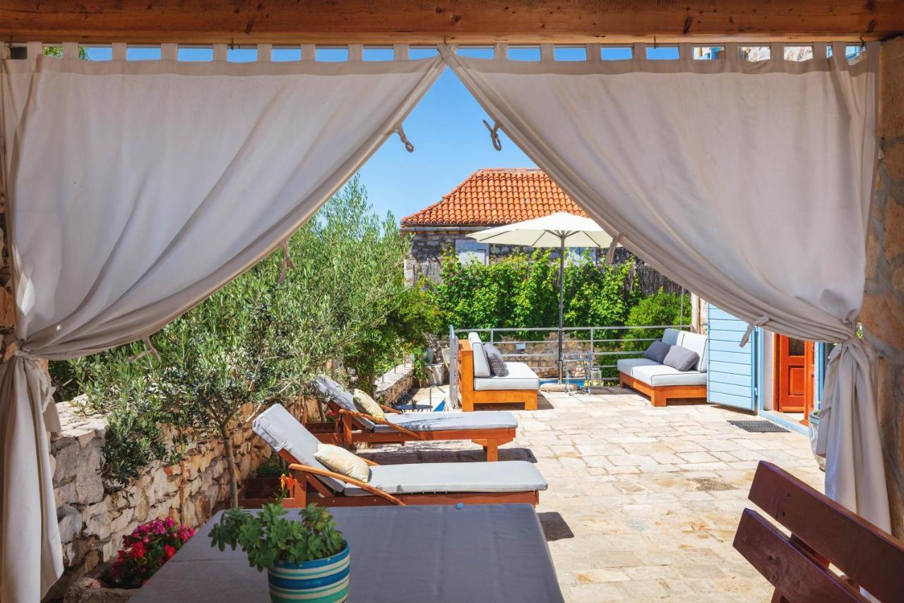 Villa Vicina Heritage Villa For 9,Milna - Close To Restaurants And Shops Luaran gambar