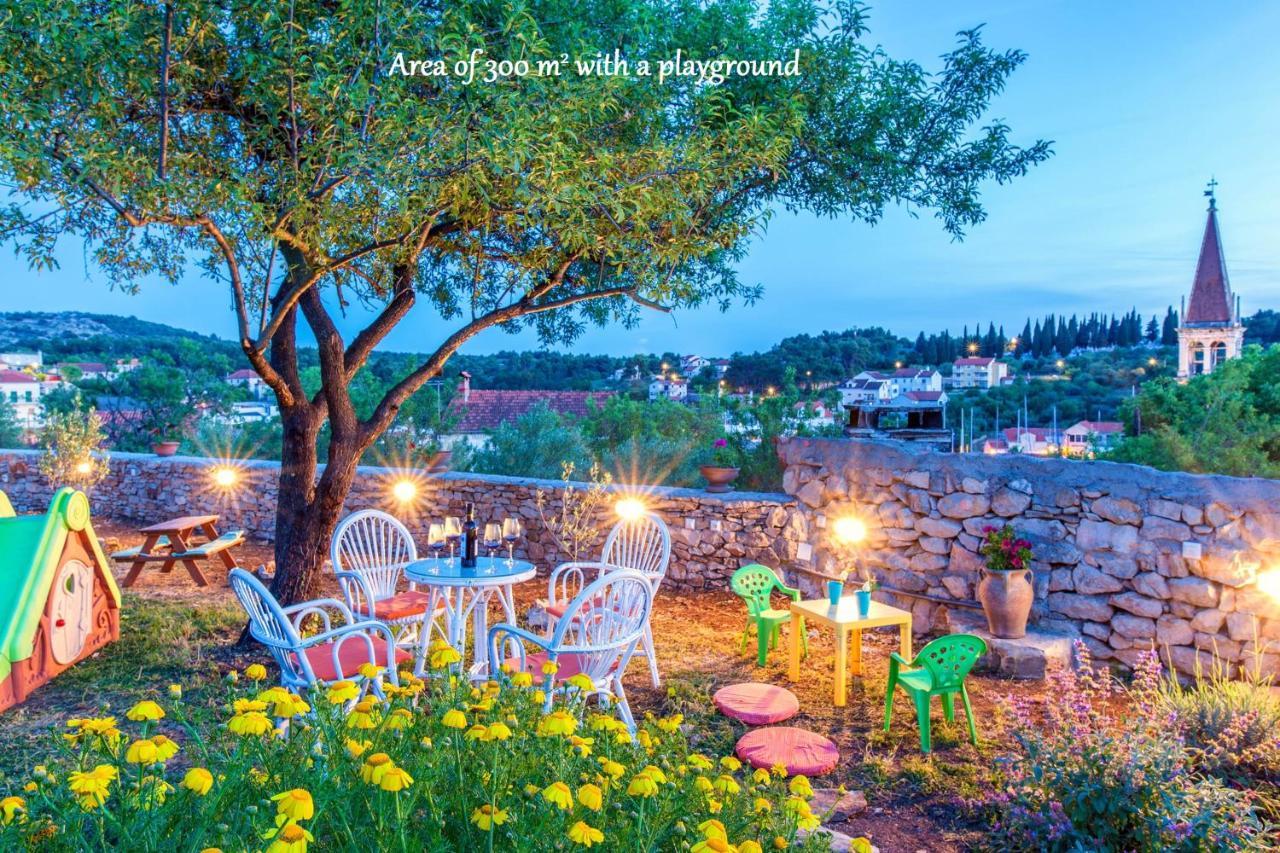 Villa Vicina Heritage Villa For 9,Milna - Close To Restaurants And Shops Luaran gambar
