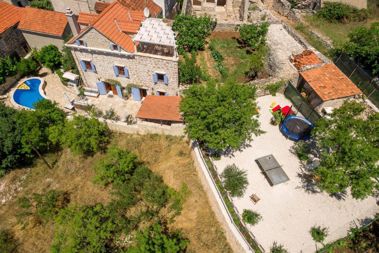 Villa Vicina Heritage Villa For 9,Milna - Close To Restaurants And Shops Luaran gambar